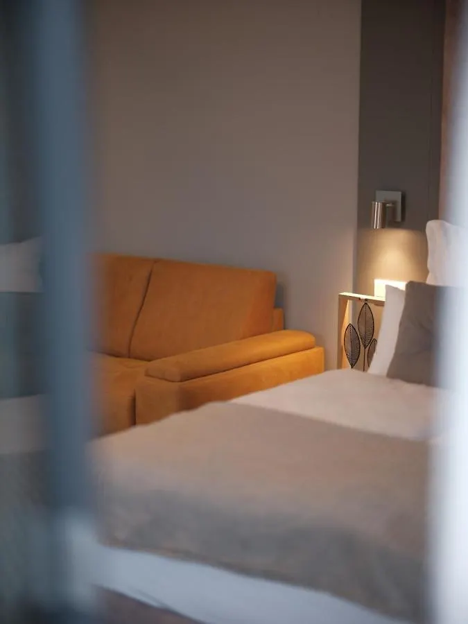 מלון דירות פרנקפורט The Rooms - Hotel & House